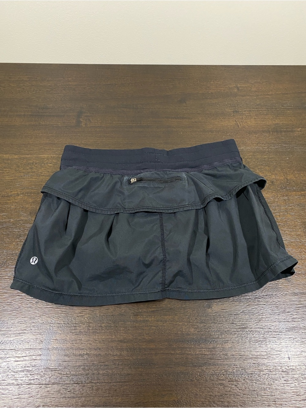 lululemon athletica Black Tennis Skirt Size 6